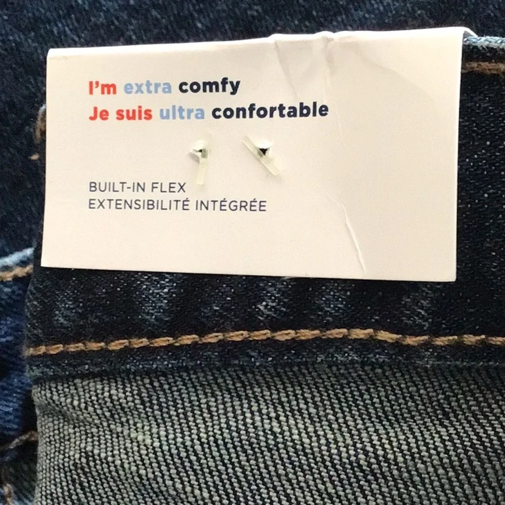 Slim Built-In Flex Cut-Off Jean Shorts - Picture 5 of 7